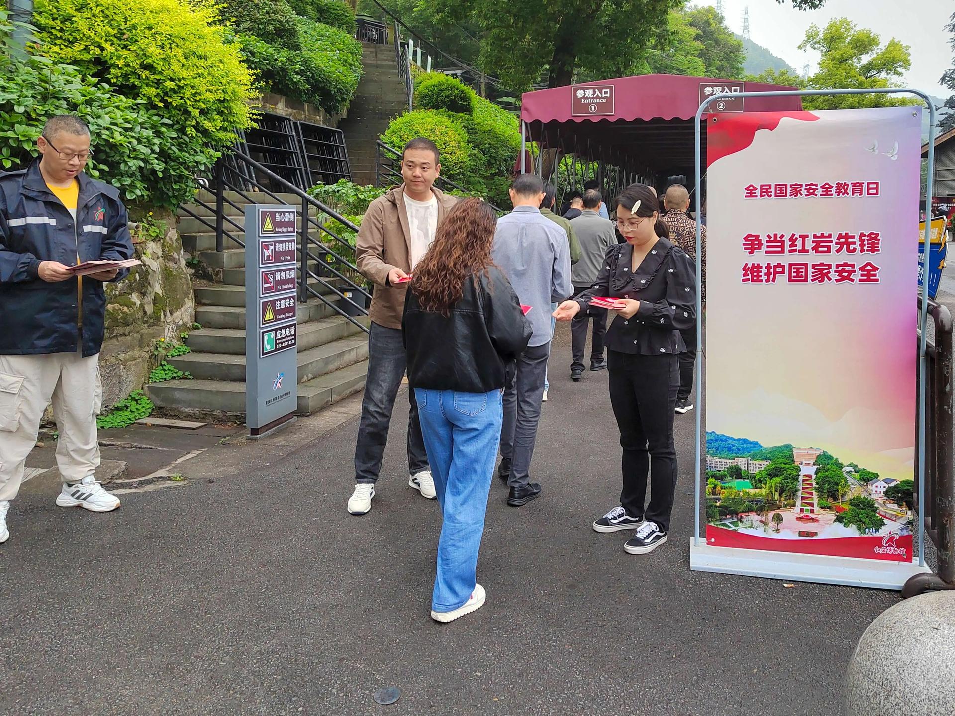 0cbc06e05f120327a12ee36a75ce60c5